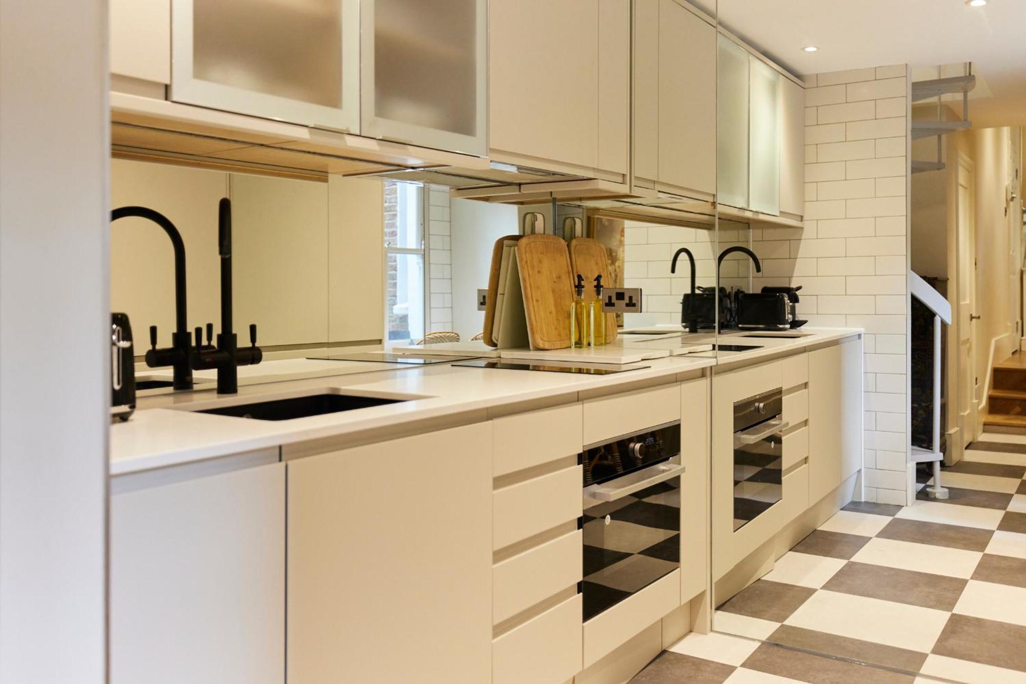 The Designers Suite Kensington - Stylish 1Bdr Flat Londra Exterior foto